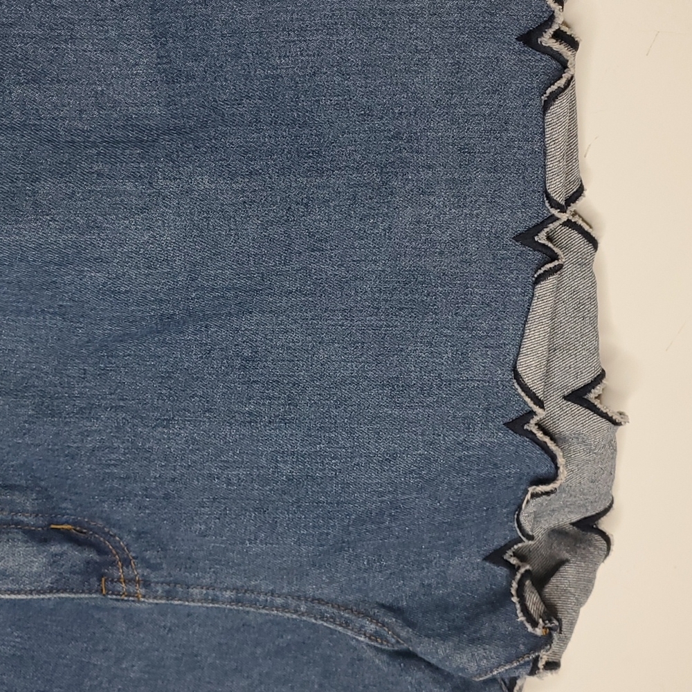 Boo Hoo Boho Womens Scallop Hem Jean Shorts Size 16 - Picture 6 of 13